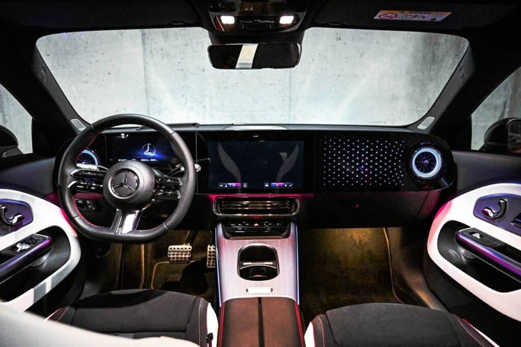 Mercedes-Benz CLA 250+ — 05