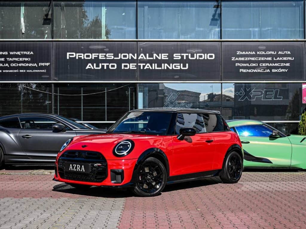 MINI Cooper S — przód z boku, lewa strona