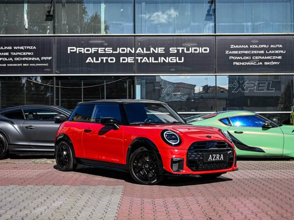 MINI Cooper S — przód z boku, prawa strona